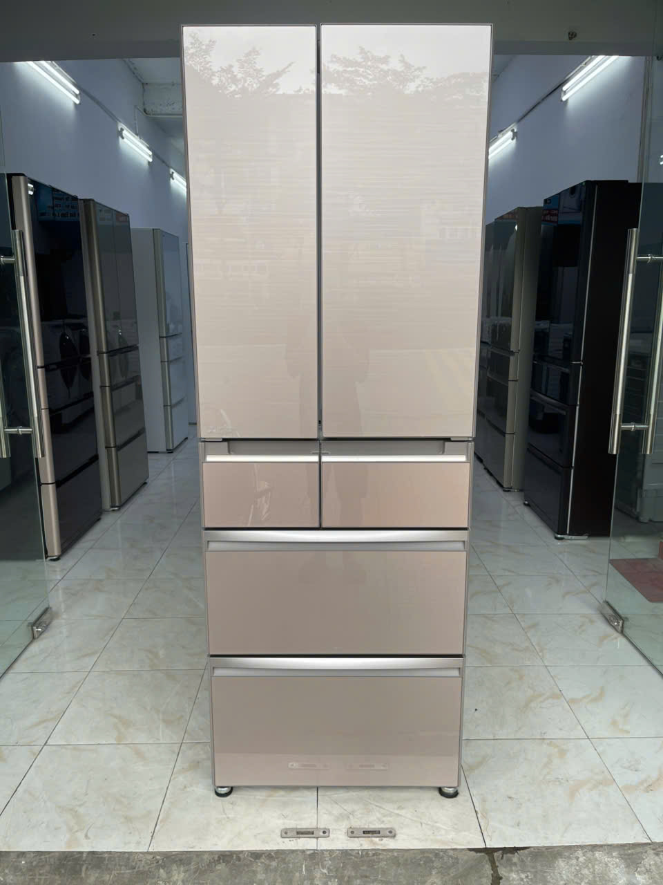 Tủ Lạnh MITSUBISHI MR-WX52F-F